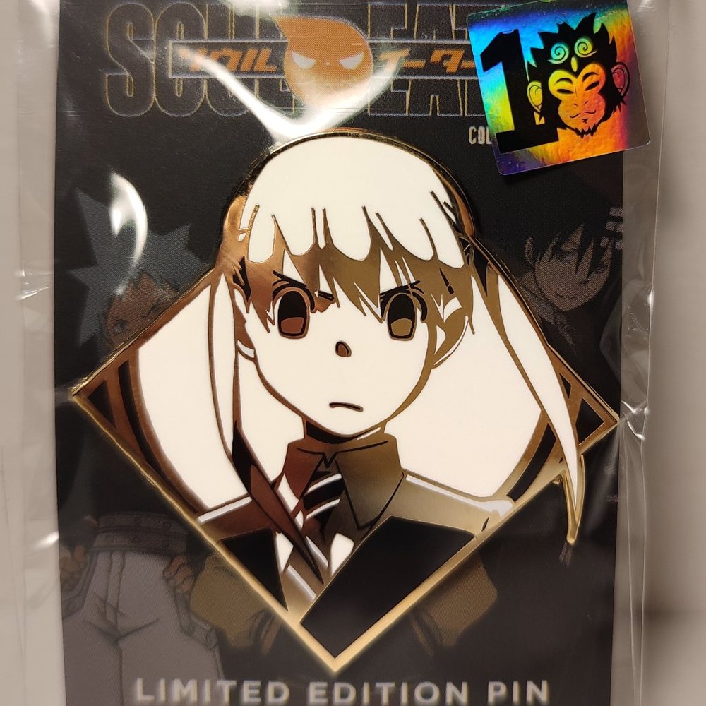 Soul Eater Maka Official Limited Edition Enamel Lapel Pin